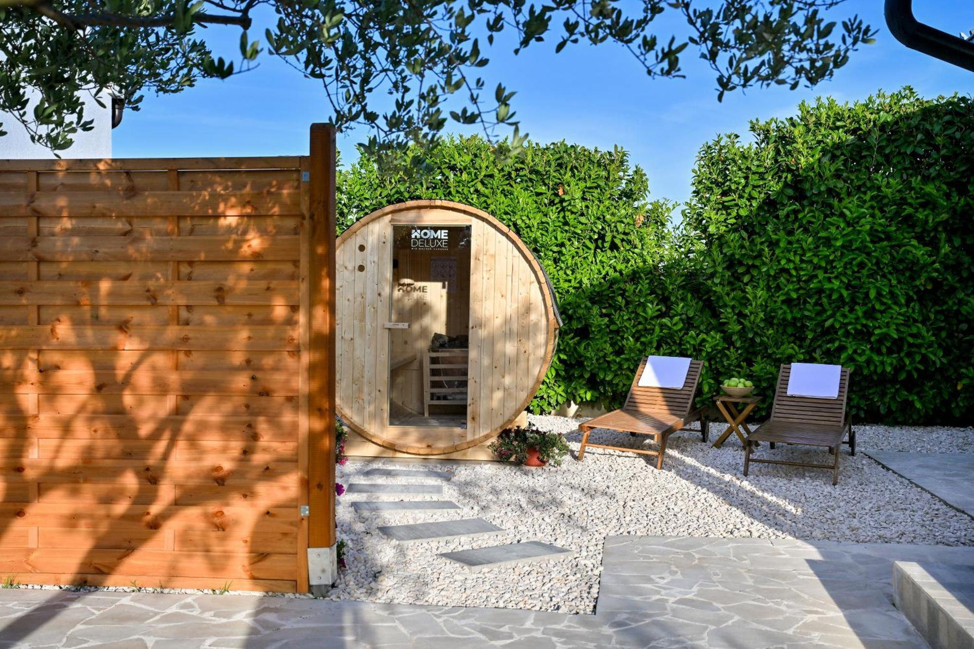 Holiday Home Aprilis With Pool, Jacuzzi And Sauna Galovac  Buitenkant foto