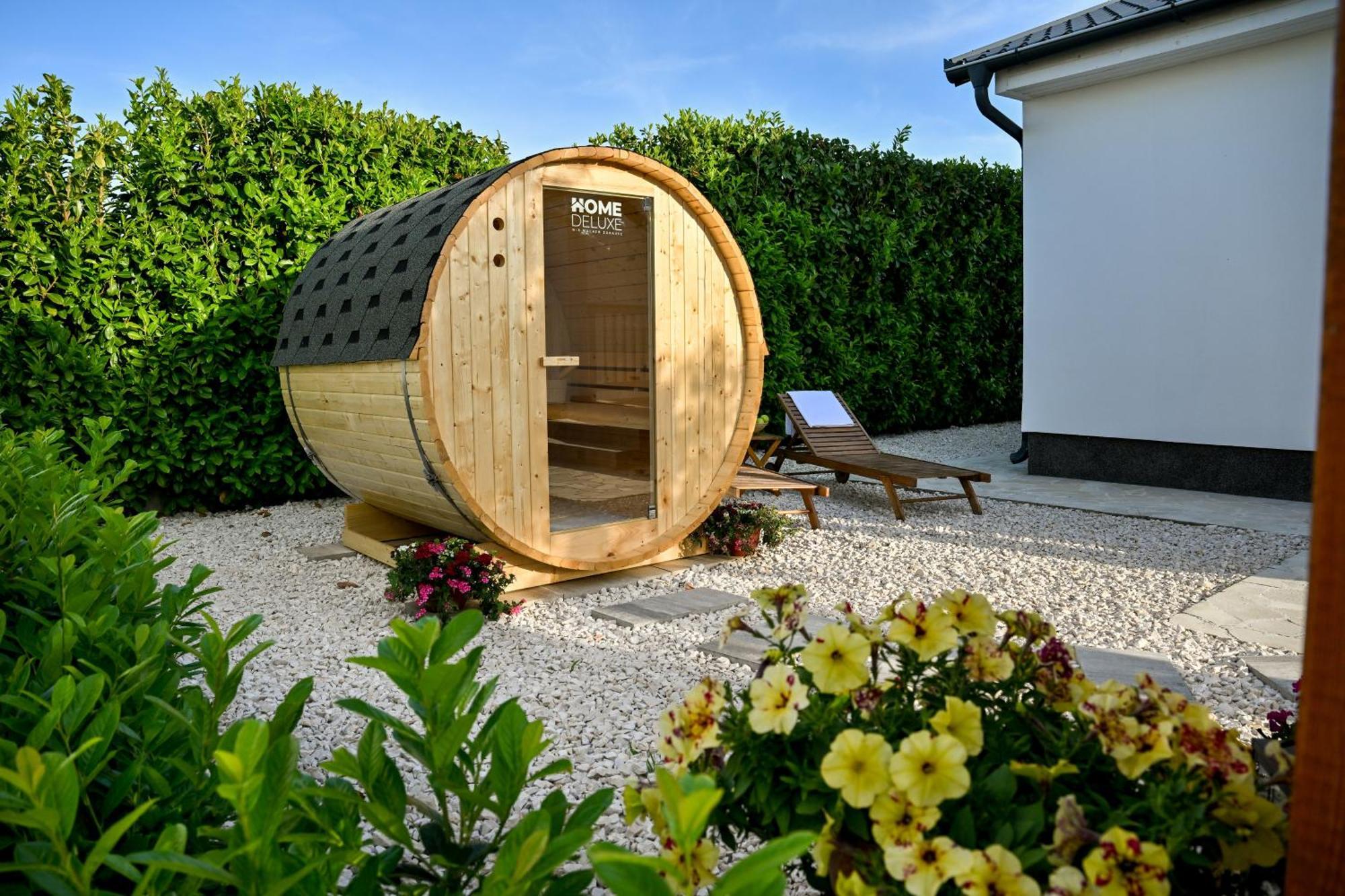 Holiday Home Aprilis With Pool, Jacuzzi And Sauna Galovac  Buitenkant foto